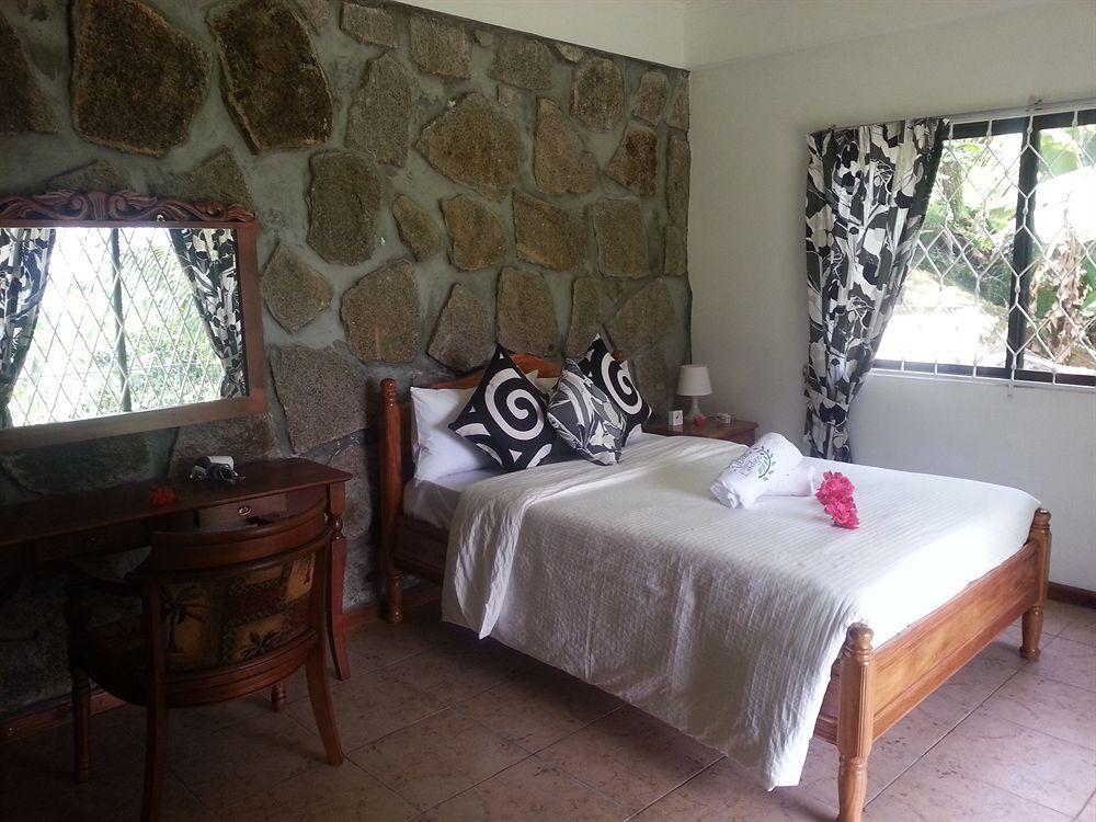 Lime Hill Lodge Anse aux Pins Екстериор снимка