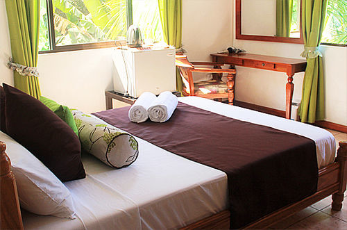 Lime Hill Lodge Anse aux Pins Екстериор снимка